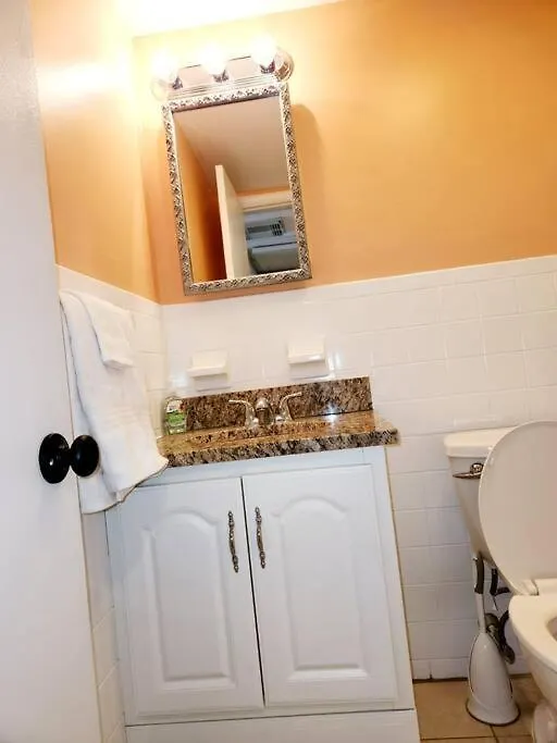 Holiday home Beachfront Condo In Paradise Ocean City United States