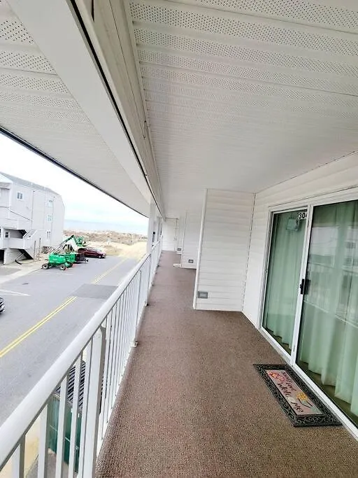 Holiday home Beachfront Condo In Paradise Ocean City
